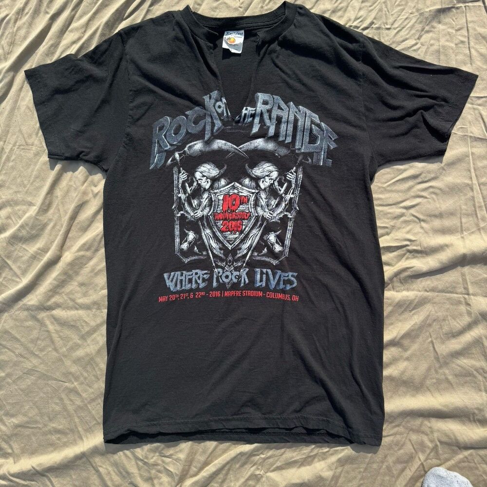 2016 Rock on the Range Bay Island  T-Shirt 10th Anniversary Band Tee Size M Cut